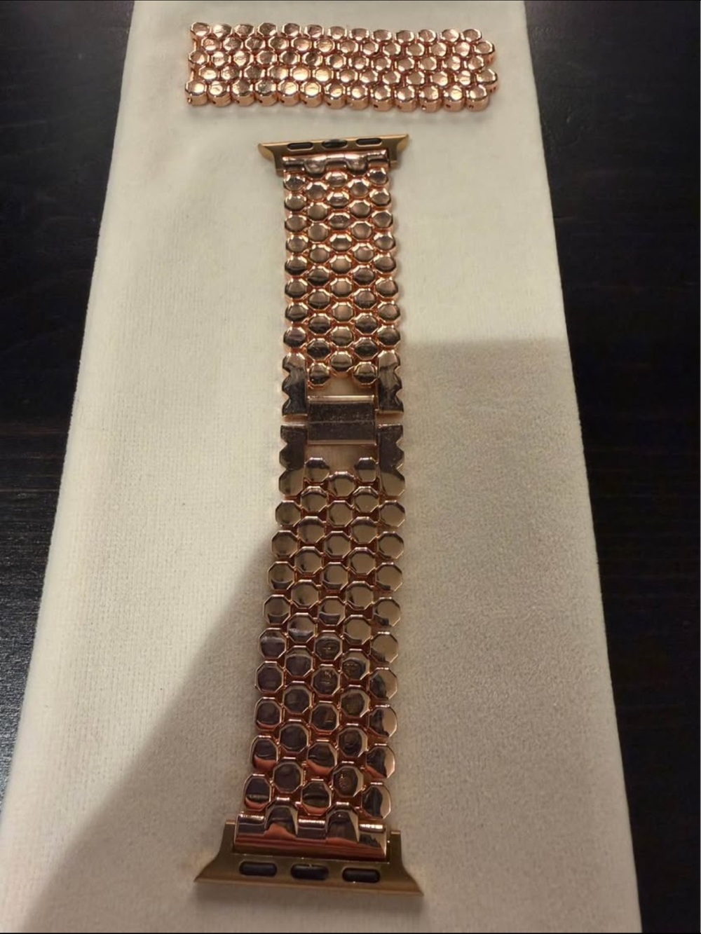 Rose Gold Honeycomb Stainless Steel Apple Watch Strap 38MM / 40MM / 41MM